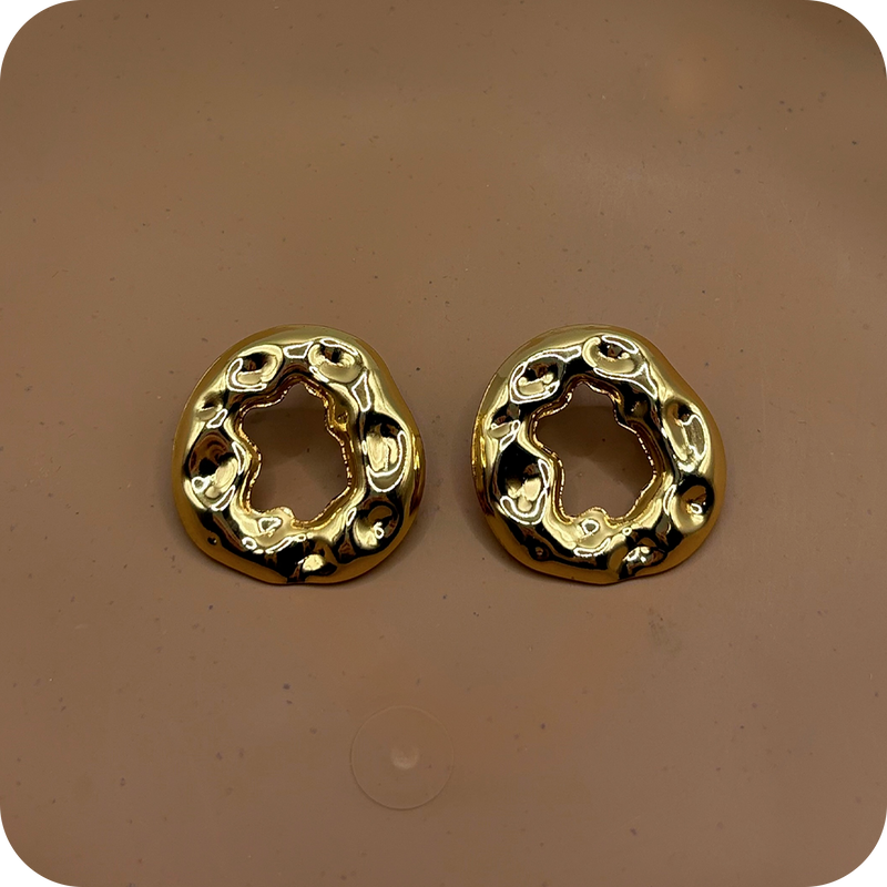 Brincos Oval Martelado